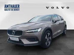 Gebraucht 2022 Volvo V60 Pro Kombi | 34.930 € (Etwas zu teuer)