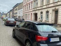 Schwarz Gebraucht 2012 Audi A1 Sportback Ambition Kleinwagen | 14.500 € (Etwas zu teuer)
