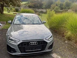 Grau Gebraucht 2020 Audi A4 S-Line Kombi | 19.800 € (Guter Preis)
