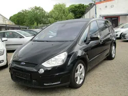 Schwarz Gebraucht 2008 Ford S-MAX Titanium Van / Kleinbus | 3.990 € (Guter Preis)