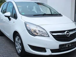 Weiß Gebraucht 2014 Opel Meriva Edition Van / Kleinbus | 6.800 € (Fairer Preis)