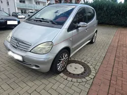 Silber Gebraucht 2001 Mercedes A190 Avantgarde Limousine | 2.950 € (Etwas zu teuer)