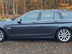 Grau Gebraucht 2011 BMW 525 Sport Line Kombi | 8.500 € (Guter Preis)