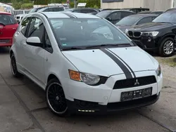 Weiß Gebraucht 2012 Mitsubishi Colt Kleinwagen | 1.900 € (Guter Preis)