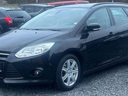 Schwarz Gebraucht 2014 Ford Focus Titanium Kombi | 3.700 € (Superpreis)