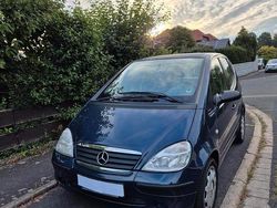 Blau Gebraucht 2000 Mercedes A140 Kleinwagen | 2.455 €
