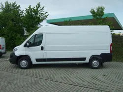 Weiß Gebraucht 2024 Citroën Jumper Van / Kleinbus | 29.950 € (Guter Preis)