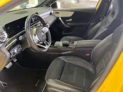 Gelb Gebraucht 2021 Mercedes A250 Limousine | 31.690 € (Etwas zu teuer)