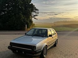 Silber Gebraucht 1988 VW Golf II Kleinwagen | 3.999 €