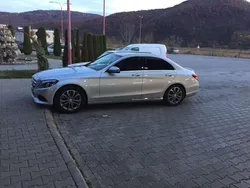 Grau Gebraucht 2017 Mercedes C180 Limousine | 18.500 € (Fairer Preis)