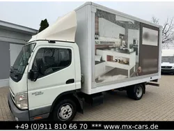 Weiß Gebraucht 2011 Mitsubishi Canter Van | 12.890 € (Fairer Preis)