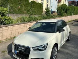 Weiß Gebraucht 2011 Audi A1 Ambition Kleinwagen | 8.000 € (Guter Preis)
