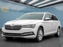 Weiß Gebraucht 2024 Skoda Superb Kombi | 33.749 € (Guter Preis)