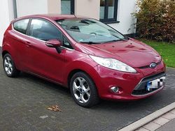 Rot Gebraucht 2009 Ford Fiesta Titanium Kleinwagen | 2.990 € (Guter Preis)