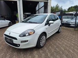 Weiß Gebraucht 2012 Fiat Punto Easy Kleinwagen | 2.999 € (Guter Preis)