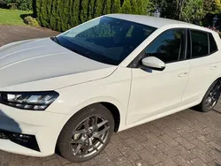 Weiß Gebraucht 2023 Skoda Fabia Ambition Kleinwagen | 16.500 € (Guter Preis)