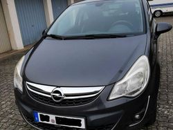 Grau Gebraucht 2012 Opel Corsa Edition Limousine | 3.900 € (Guter Preis)