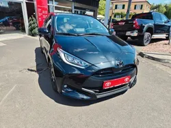 Schwarz Neu 2025 Toyota Yaris Hybrid Comfort Limousine | 25.700 € (Fairer Preis)