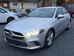 Silber Gebraucht 2019 Mercedes A180 Limousine | 18.900 € (Fairer Preis)