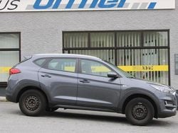 Grau Gebraucht 2018 Hyundai Tucson Select SUV | 12.900 € (Guter Preis)