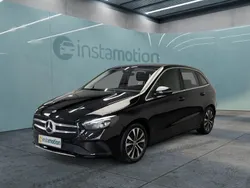 Schwarz Gebraucht 2021 Mercedes B250 Progressive Van / Kleinbus | 31.750 € (Fairer Preis)