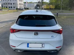Weiß Gebraucht 2020 Seat Leon FR Limousine | 19.999 € (Fairer Preis)