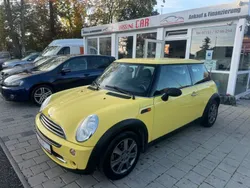 Gelb Gebraucht 2004 Mini ONE Kleinwagen | 2.900 € (Fairer Preis)
