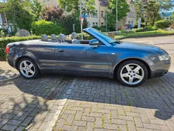 Grau Gebraucht 2004 Audi A4 Cabriolet Ambiente Cabrio | 5.900 €