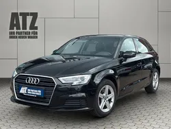 Schwarz Gebraucht 2019 Audi A3 Sportback Comfort Kombi | 14.499 € (Guter Preis)