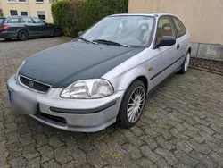 Silber Gebraucht 1997 Honda Civic Kleinwagen | 2.000 €