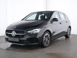 Unilack nachtschwarz Gebraucht 2024 Mercedes B180 Advanced Van / Kleinbus | 32.270 € (Etwas zu teuer)