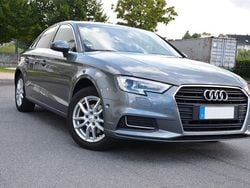 Grau Gebraucht 2018 Audi A3 Comfort Limousine | 18.990 € (Guter Preis)