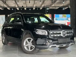 Schwarz Gebraucht 2021 Mercedes GLB200 SUV | 26.999 € (Superpreis)