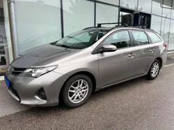 Braun Gebraucht 2013 Toyota Auris Touring Sports Cool Kombi | 4.999 € (Superpreis)