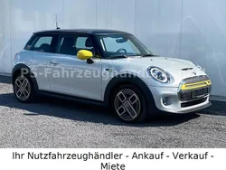 Silber Gebraucht 2020 Mini Cooper SE Kleinwagen | 15.200 € (Fairer Preis)