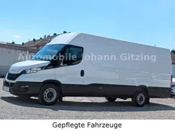 Weiss Gebraucht 2023 Iveco Daily | 37.949 €