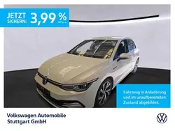 Oryxwhite perlmutteffekt Gebraucht 2022 VW Golf VIII Style Limousine | 25.930 € (Superpreis)
