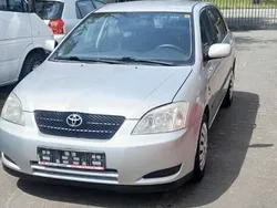 Silber Gebraucht 2004 Toyota Corolla Luna Limousine | 1.950 €