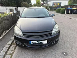 Schwarz Gebraucht 2009 Opel Astra Cabriolet Cabrio | 1.600 € (Superpreis)