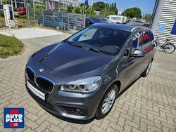 Grau Gebraucht 2015 BMW 218 Gran Tourer Advantage Van / Kleinbus | 13.399 € (Etwas zu teuer)
