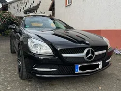 Schwarz Gebraucht 2012 Mercedes SLK200 Cabrio | 18.000 €
