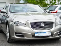 Gold Gebraucht 2010 Jaguar XJ Premium Luxury Limousine | 13.950 € (Guter Preis)