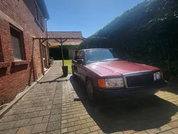 Rot Gebraucht 1990 Mercedes 190 Limousine | 3.899 €