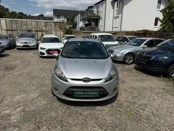 Silber Gebraucht 2012 Ford Fiesta Trend Kleinwagen | 2.999 € (Fairer Preis)