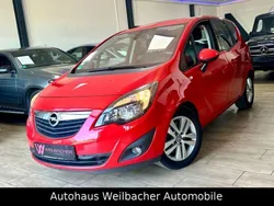 Rot Gebraucht 2011 Opel Meriva Design Edition Van / Kleinbus | 5.900 € (Fairer Preis)