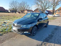 Schwarz Gebraucht 2017 Skoda Fabia Ambition Kleinwagen | 11.999 € (Fairer Preis)