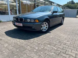Grau Gebraucht 2001 BMW 520 Kombi | 4.900 € (Teuer)