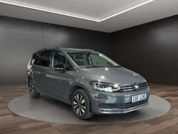 Grau Gebraucht 2024 VW Touran Goal Van / Kleinbus | 38.990 € (Superpreis)