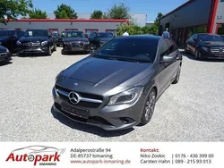 Grau Gebraucht 2015 Mercedes CLA220 Shooting Brake Kombi | 15.990 € (Teuer)