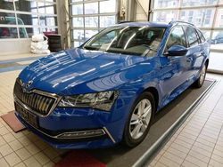 Blau Gebraucht 2021 Skoda Superb Ambition Kombi | 16.990 € (Superpreis)